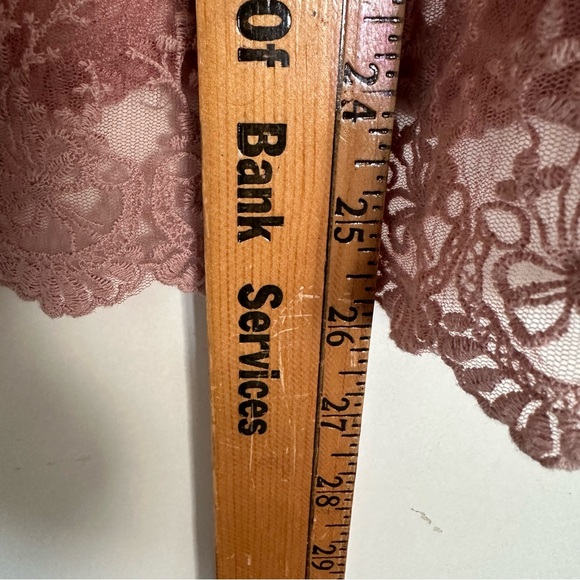 Giulia light peach Relaxed Ruffled laced top - Picture 4 of 6